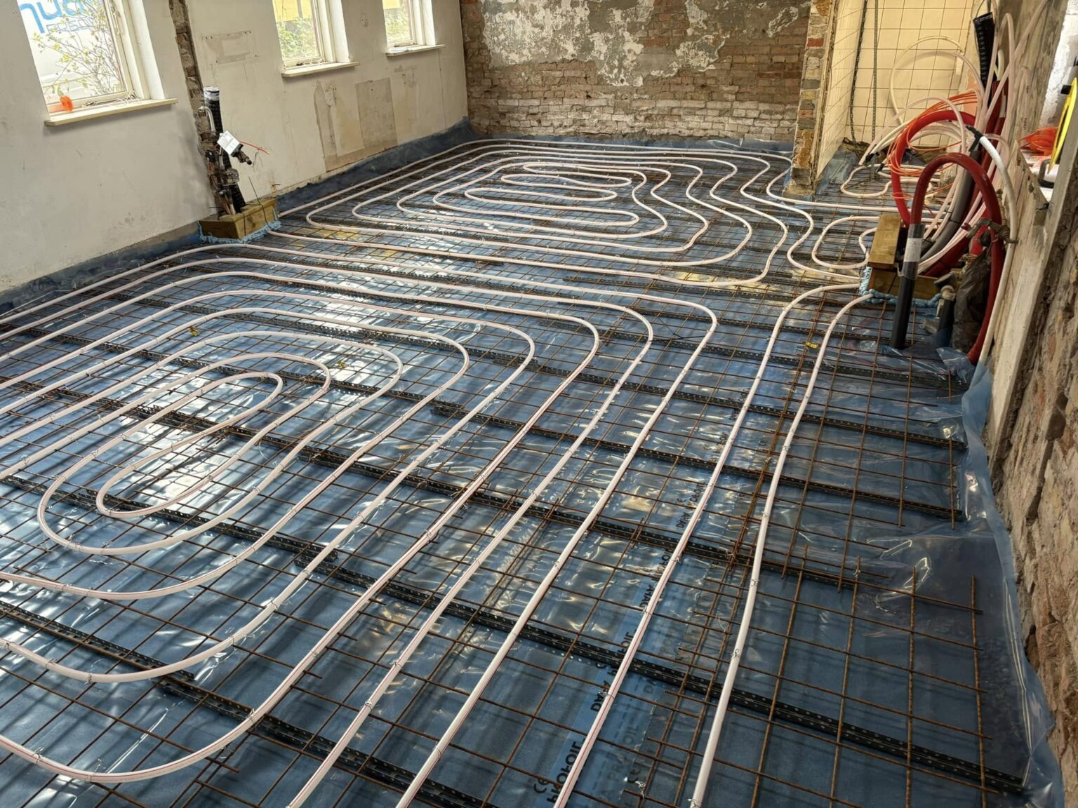 484225568_1090829556180654_2739800915511128180_n